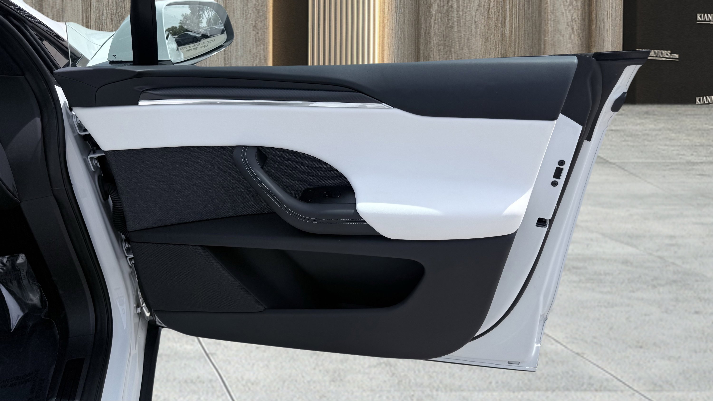 Used 2024 Tesla Model X Plaid image 54