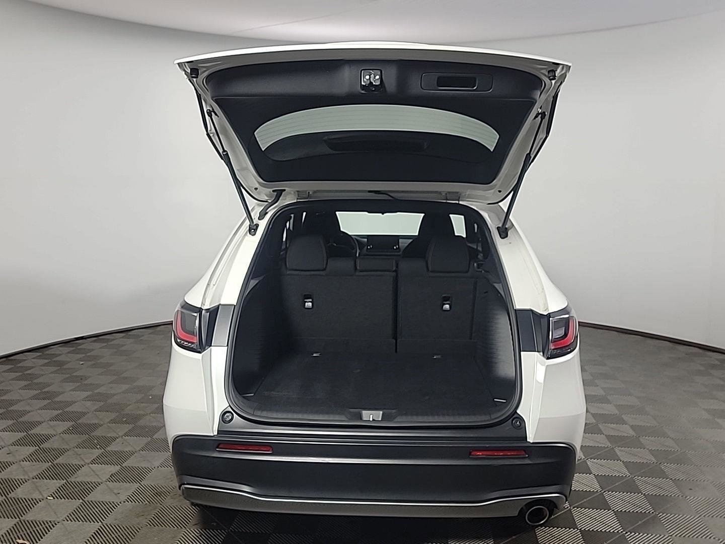 Certified 2023 Honda HR-V Sport image 8