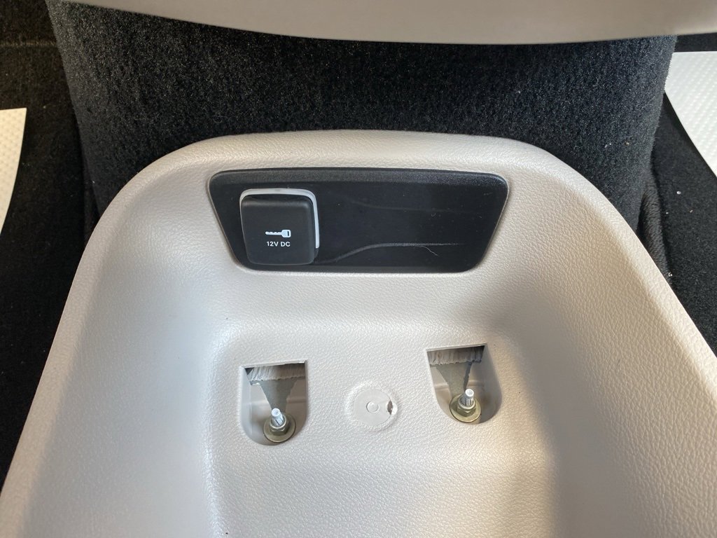 Used 2024 Chrysler Pacifica Touring-L image 35