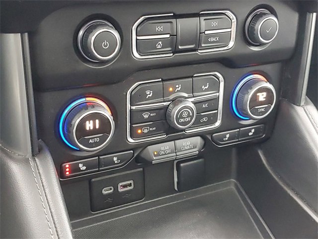 Certified 2022 Chevrolet Suburban LT w/ Luxury Package image 30