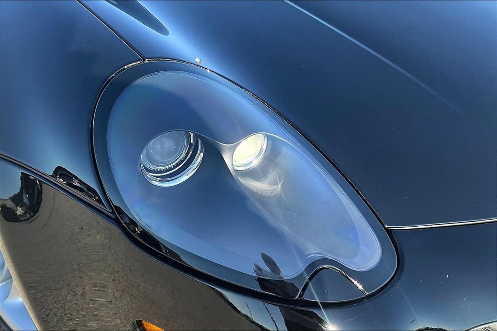 Used 2001 BMW Z8 RWD image 26