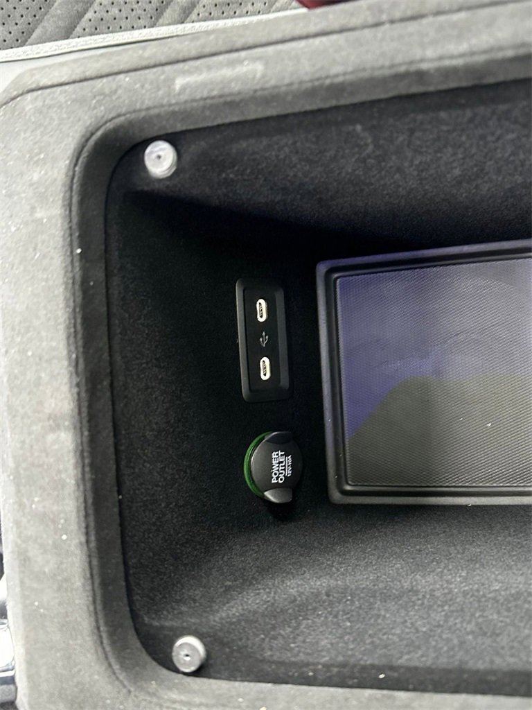 New 2026 Aston Martin DBX S image 27