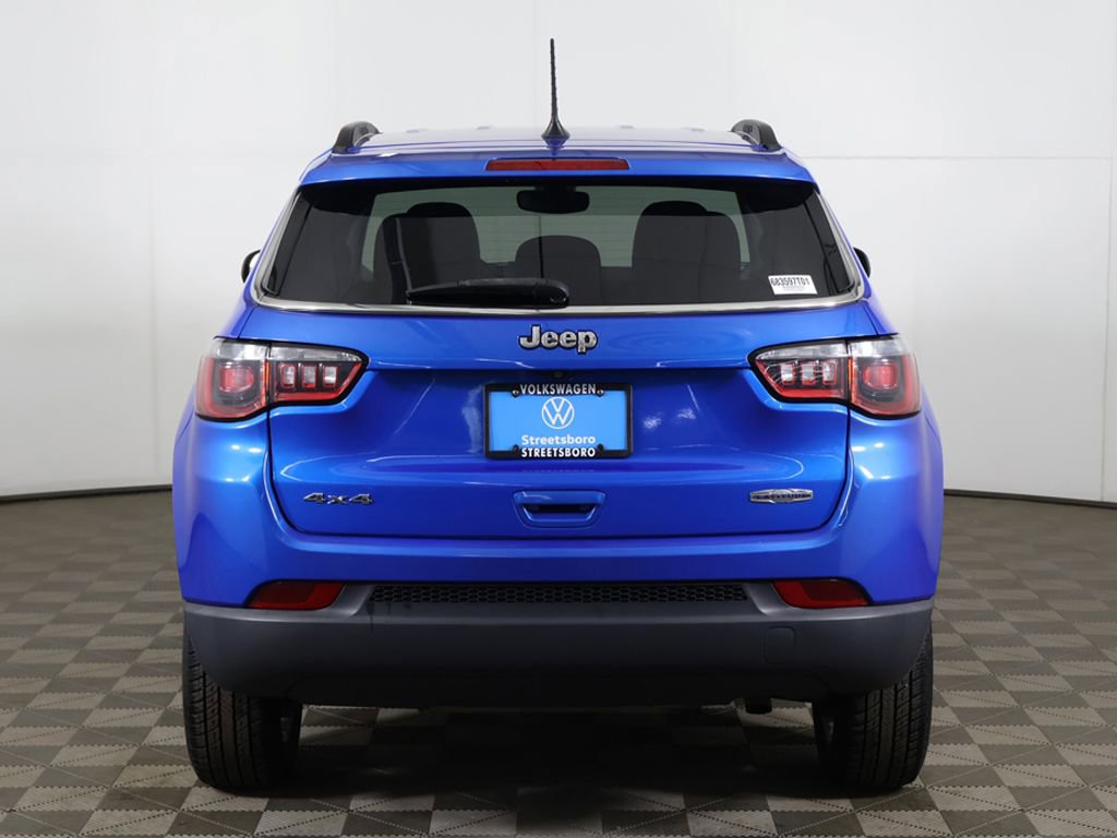 Used 2019 Jeep Compass Latitude AWD/4WD image 9