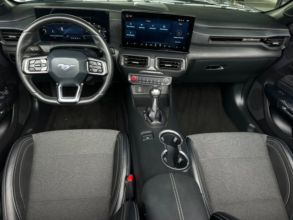 Used 2025 Ford Mustang Convertible image 14