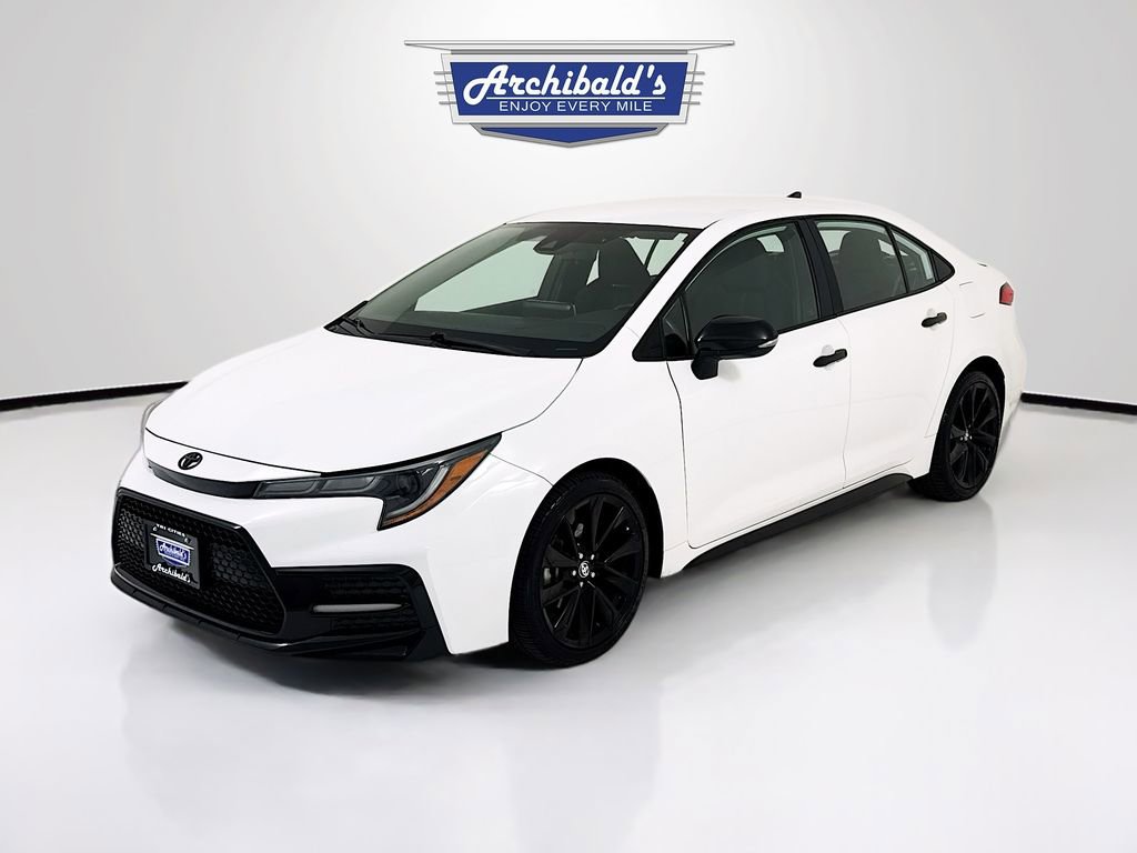 Used 2021 Toyota Corolla SE w/ Carpet Mat Package (TMS) image 3