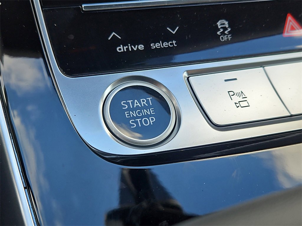 New 2026 Audi Q8 Premium Plus image 17