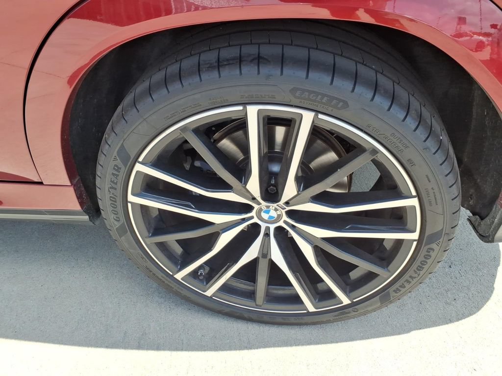 Used 2023 BMW X6 xDrive40i w/ M Sport Package AWD/4WD image 24
