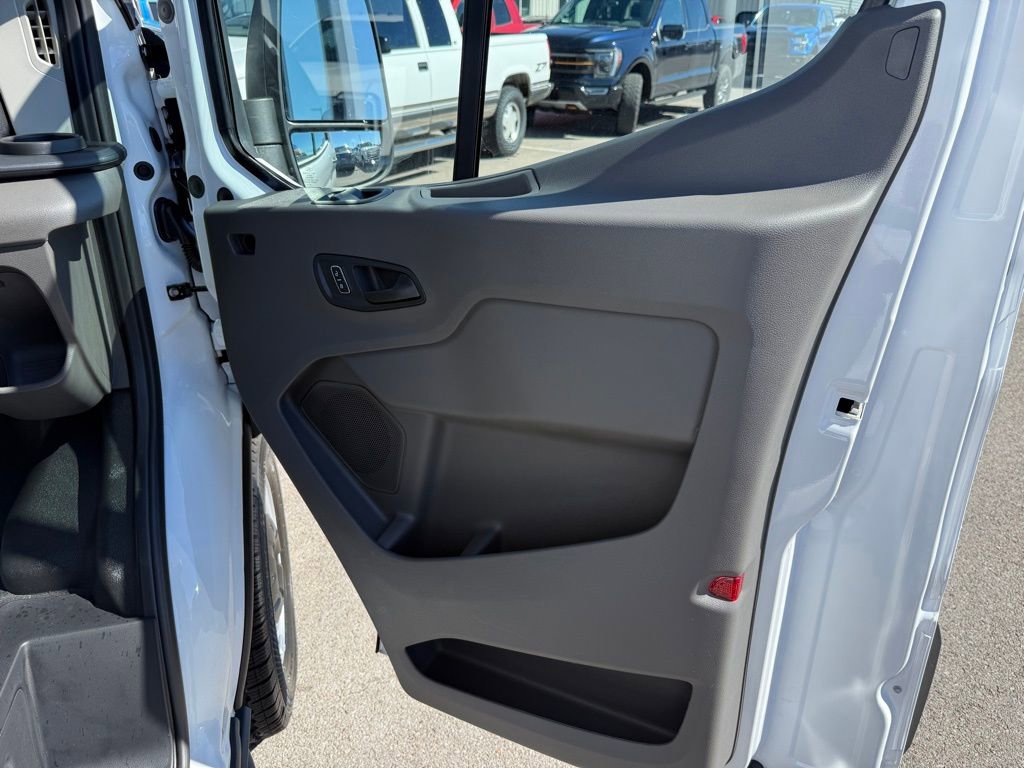 New 2026 Ford Transit 250 148 Medium Roof w/ Load Area Protection Package image 11