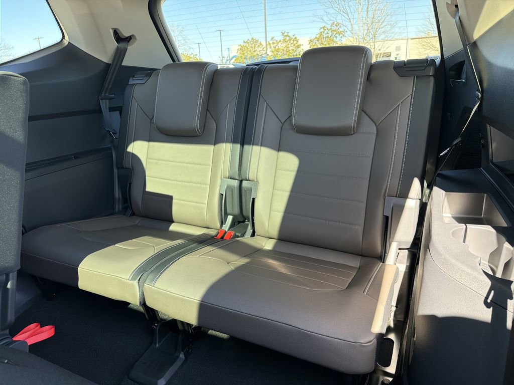 New 2026 Volkswagen Atlas SEL image 15