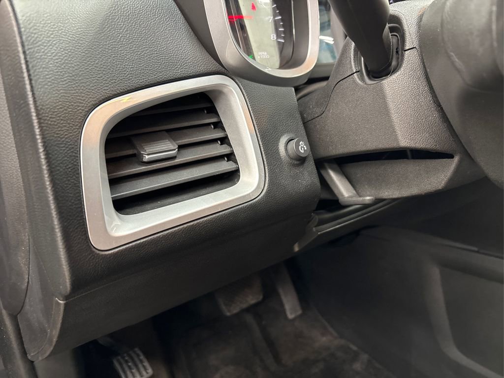 Used 2016 Chevrolet Equinox LT w/ Convenience Package image 32