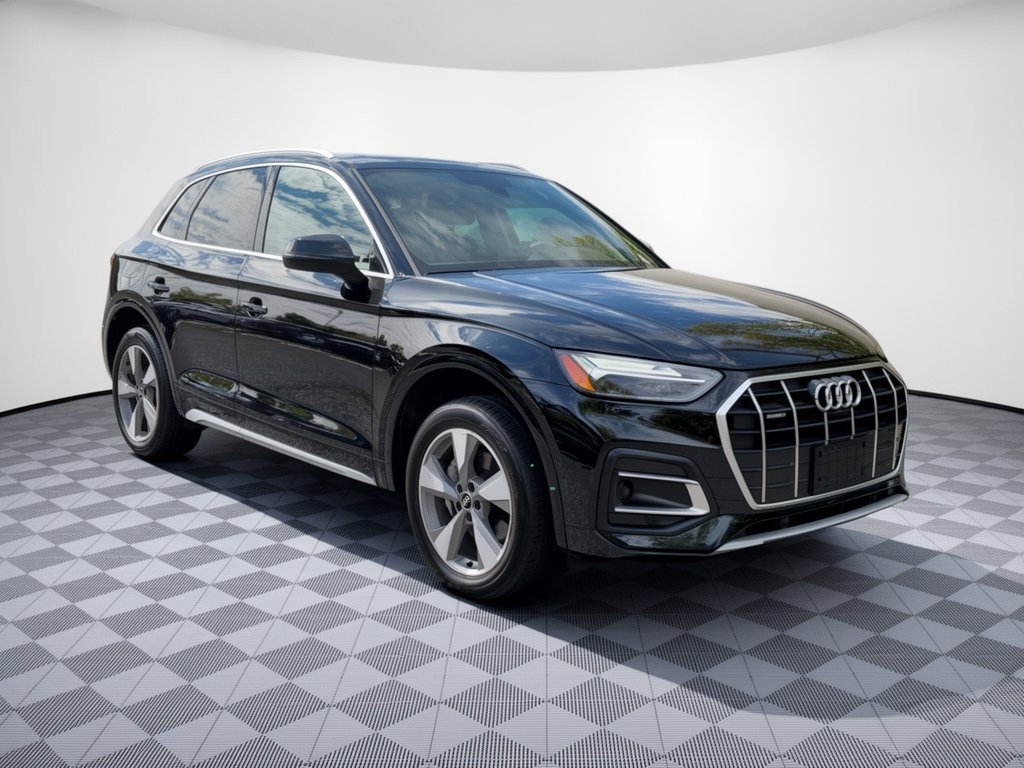 Used 2023 Audi Q5 2.0T Premium Plus w/ Premium Plus Package AWD/4WD image 7