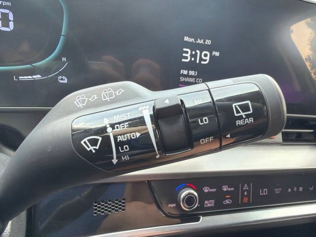 Used 2025 Kia Sportage EX AWD/4WD image 24