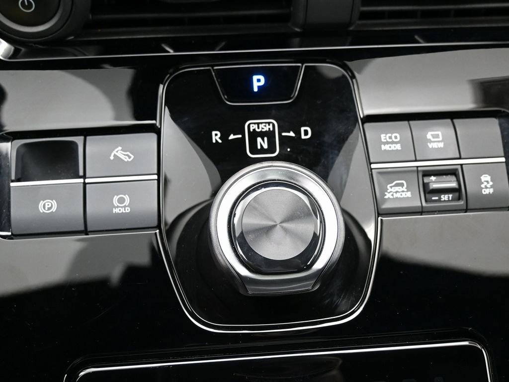 Used 2023 Toyota bZ4X Limited image 25