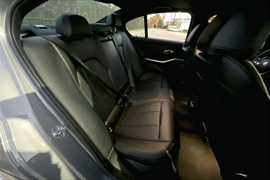 Used 2023 BMW 330i xDrive Sedan w/ Driving Assistance Package image 33