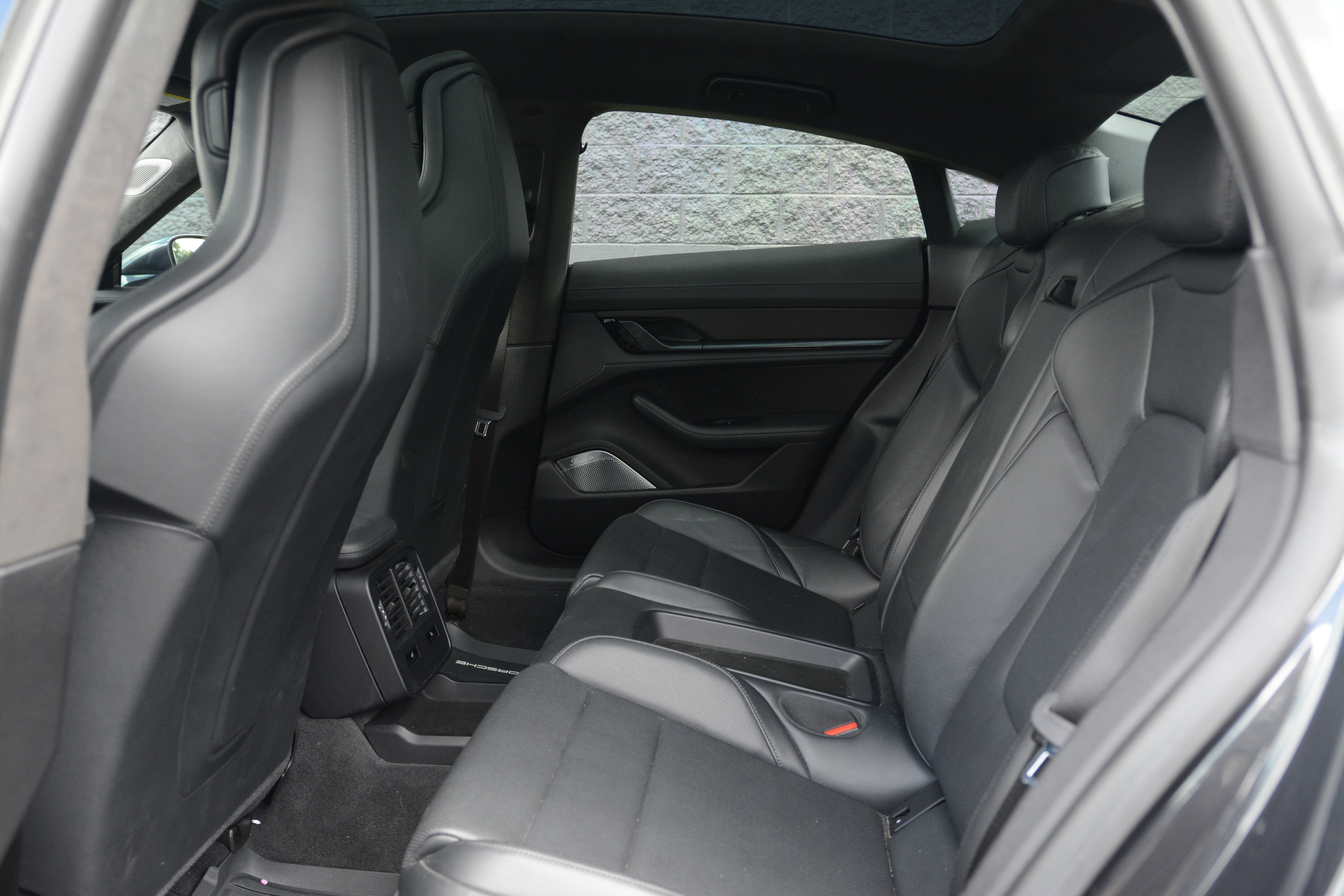 Certified 2020 Porsche Taycan Turbo S AWD/4WD image 30