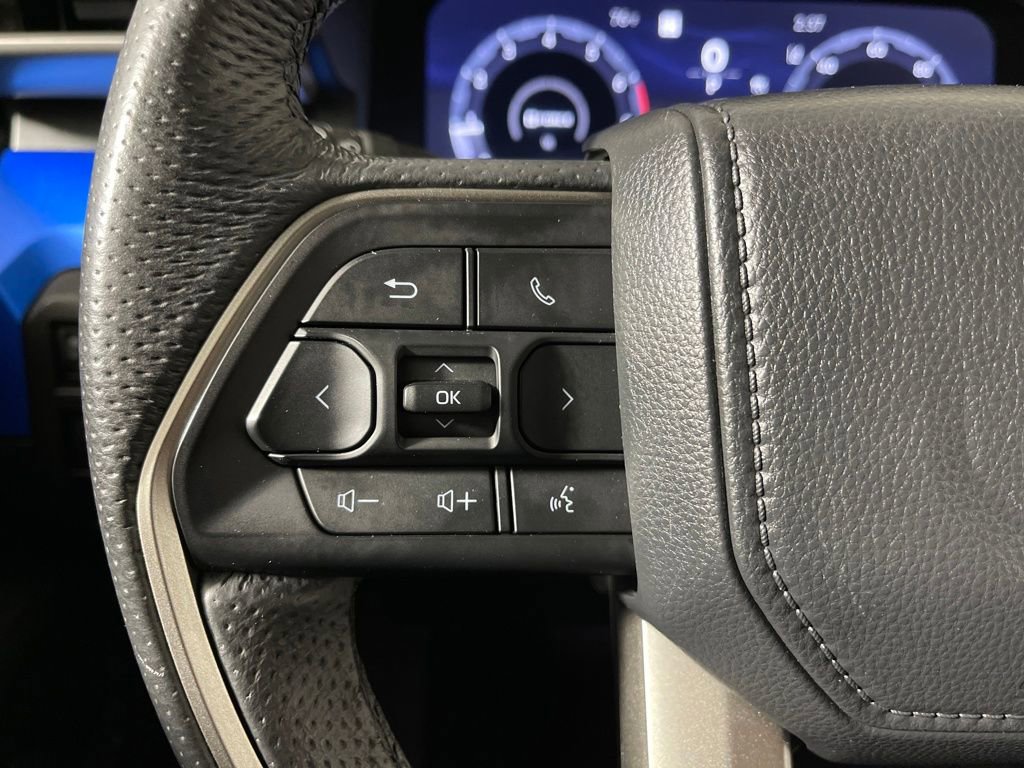 Certified 2025 Toyota Tacoma TRD Off-Road image 26