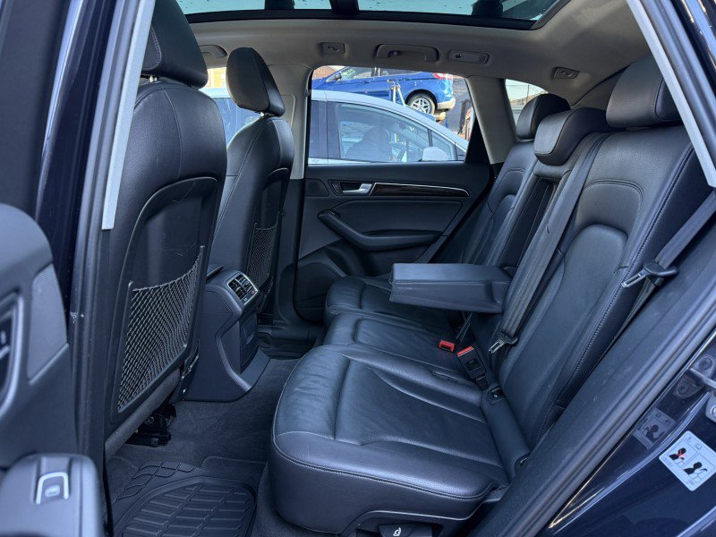 Used 2017 Audi Q5 2.0T Premium image 32