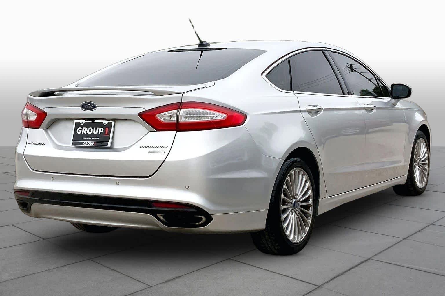 Used 2014 Ford Fusion Titanium FWD image 13
