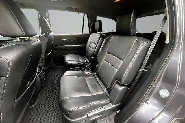 Used 2022 Honda Pilot Touring image 22