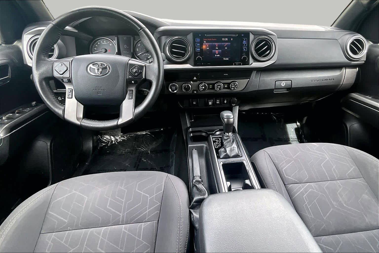 Used 2019 Toyota Tacoma TRD Off-Road AWD/4WD image 13