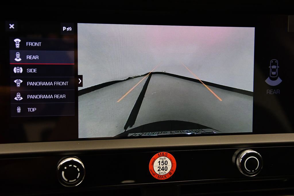 Used 2025 Porsche Macan image 25