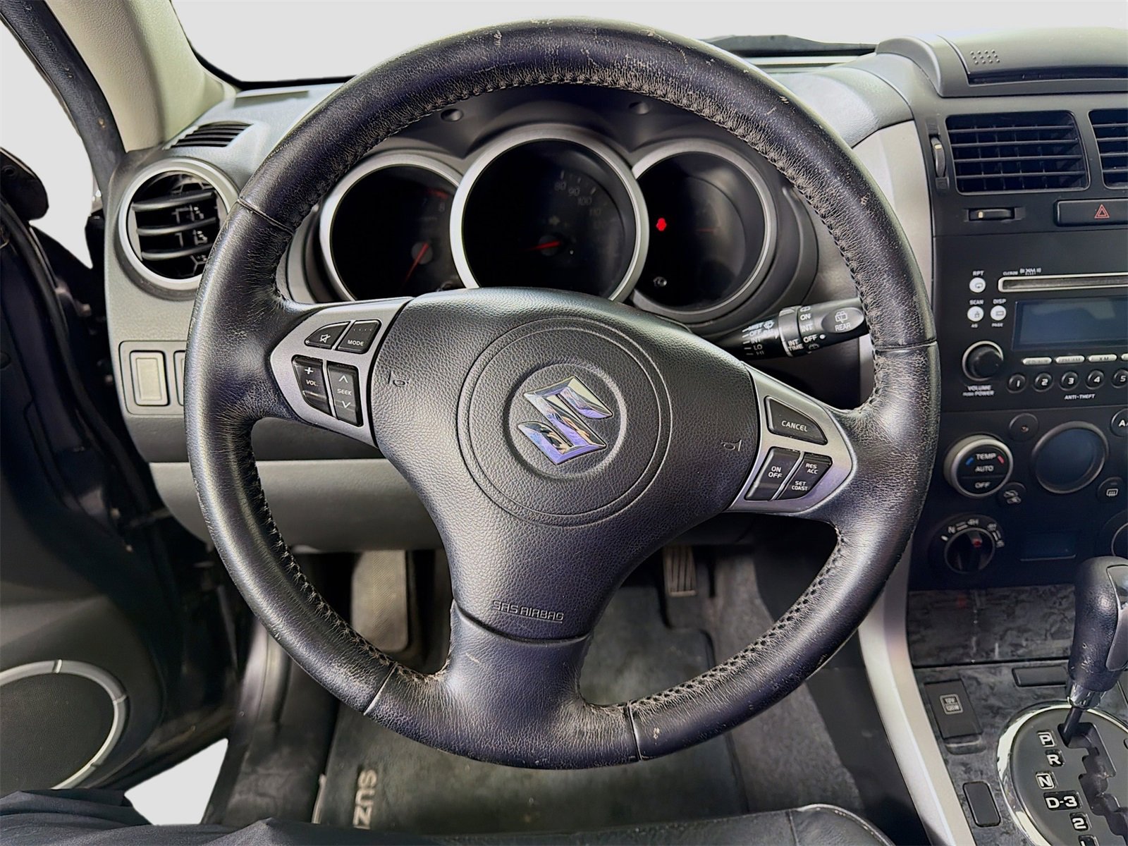 Used 2012 Suzuki Grand Vitara Limited image 13