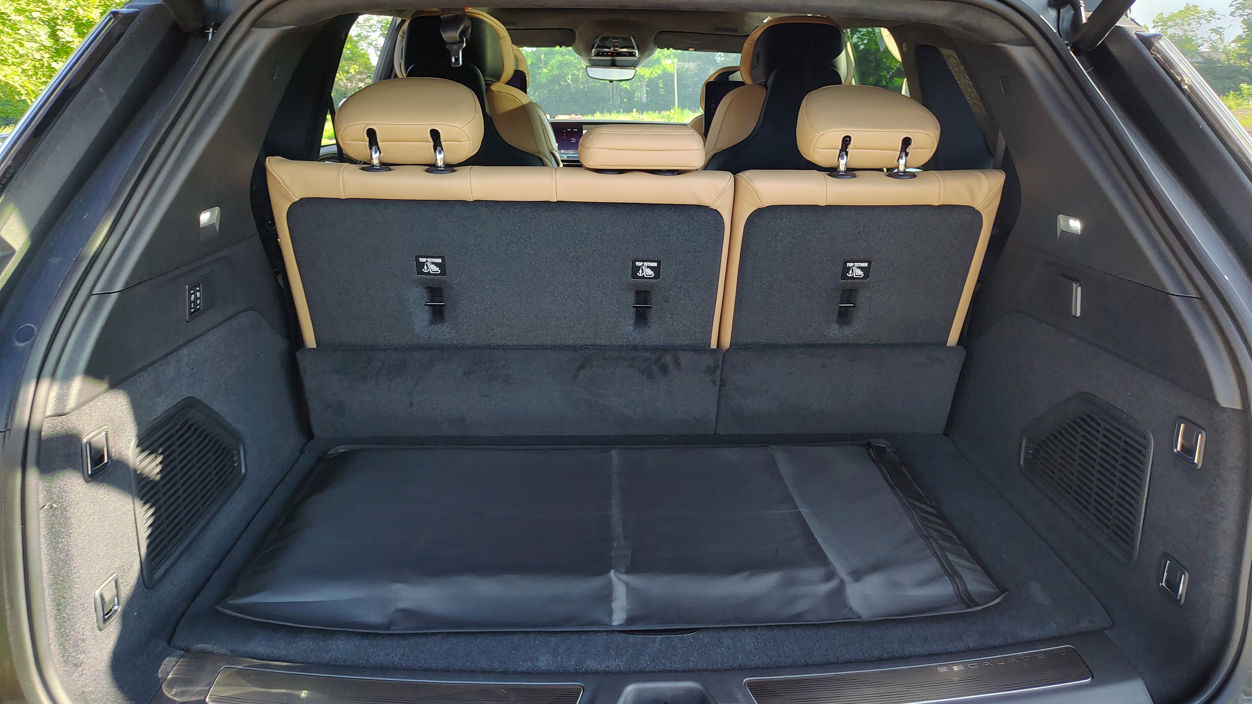 New 2025 Cadillac Escalade IQ Luxury 2 image 51