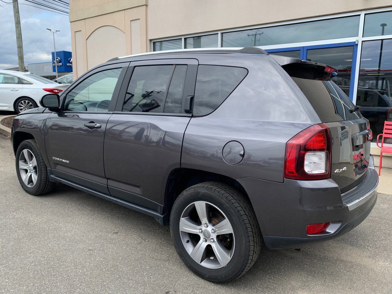 Used 2016 Jeep Compass High Altitude AWD/4WD image 5