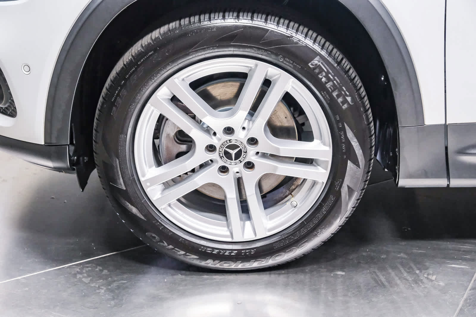 Used 2022 Mercedes-Benz GLB 250 4MATIC image 10