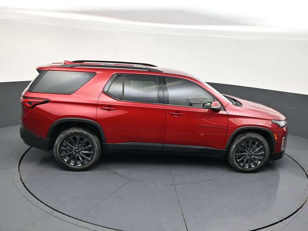 Used 2023 Chevrolet Traverse RS AWD/4WD image 18
