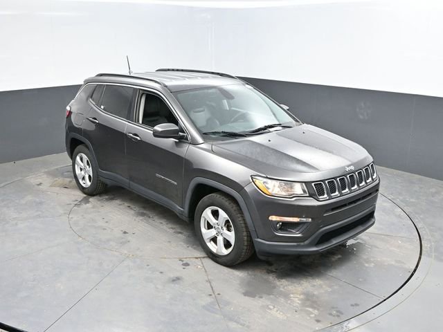 Used 2018 Jeep Compass Latitude image 32