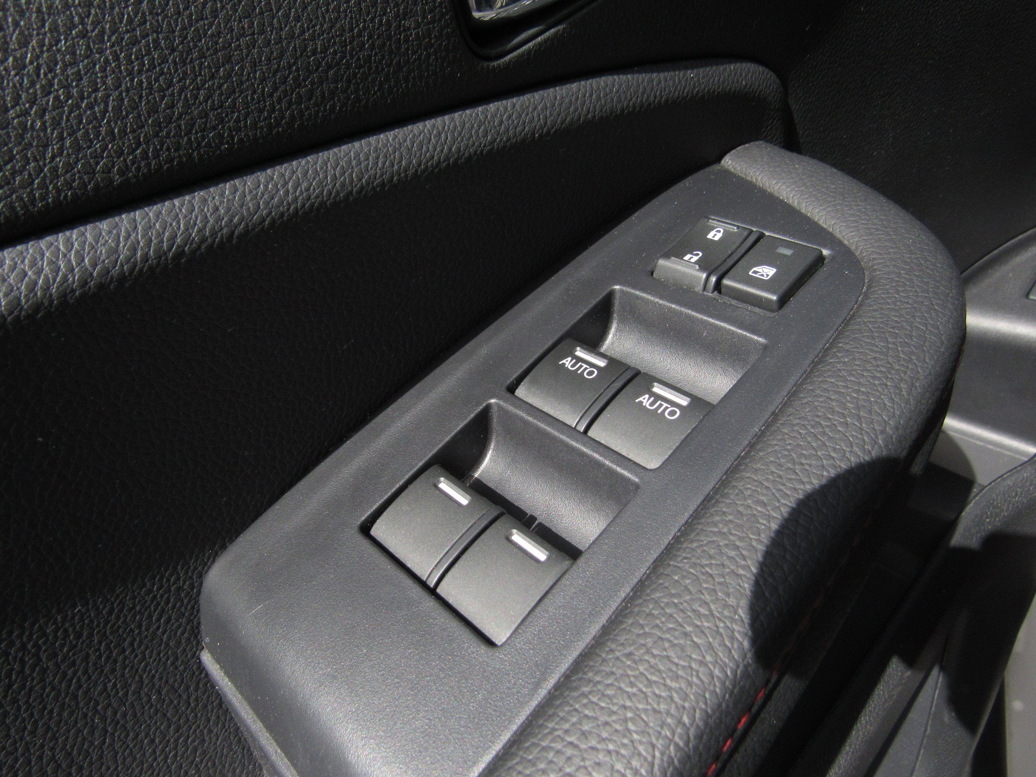 Certified 2025 Honda Ridgeline Black Edition image 22