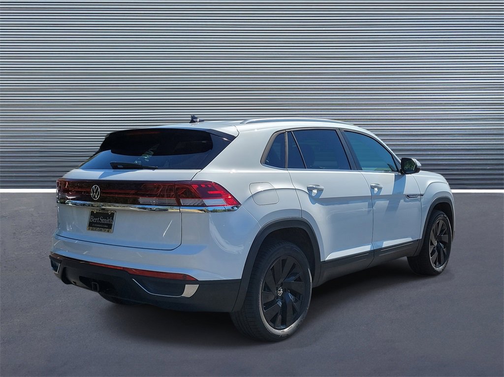 New 2026 Volkswagen Atlas Cross Sport SE image 3