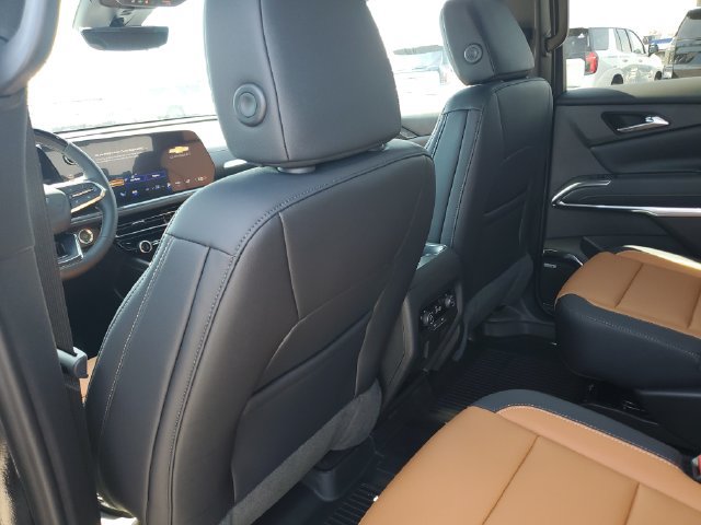 New 2027 Chevrolet Traverse Z71 w/ Enhanced Driving Package AWD/4WD image 15