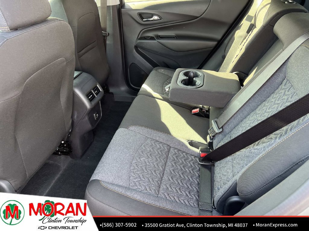 Certified 2024 Chevrolet Equinox LT FWD image 13