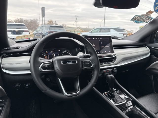 Used 2024 Jeep Compass Limited image 21