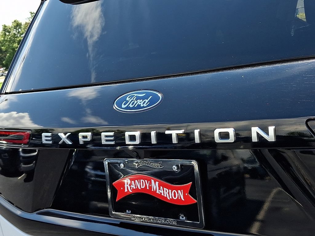 Used 2025 Ford Expedition Platinum AWD/4WD image 33