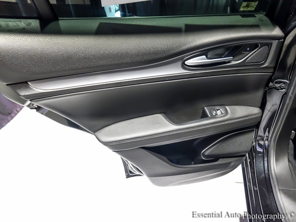 Used 2022 Alfa Romeo Stelvio Veloce image 27