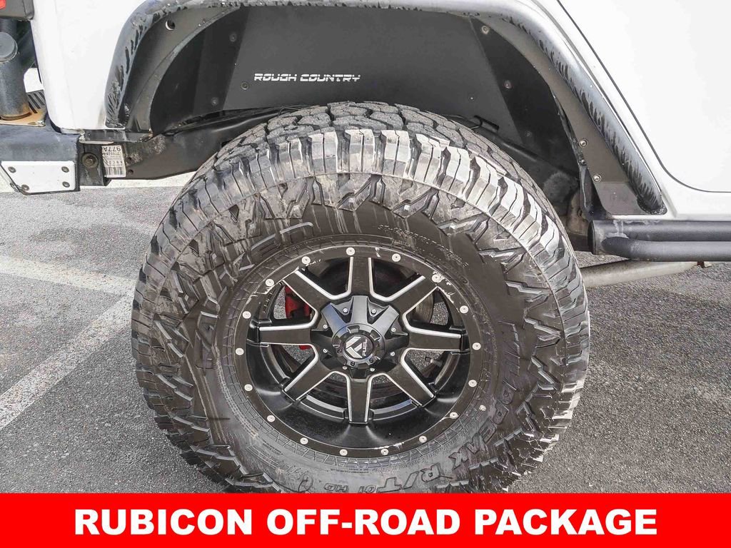 Used 2016 Jeep Wrangler Unlimited Rubicon AWD/4WD image 8