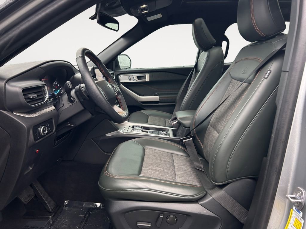 Used 2023 Ford Explorer Timberline w/ Timberline Technology Package image 15