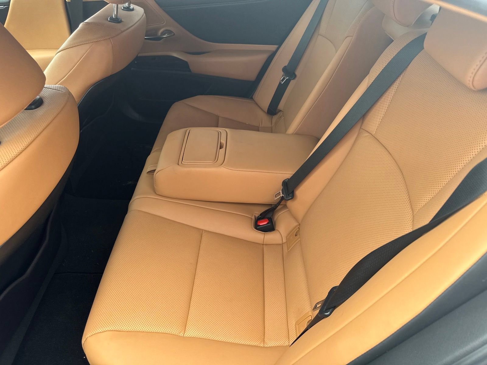 Used 2023 Lexus ES 350 w/ Premium Package FWD image 11