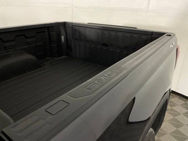 Used 2023 GMC Sierra 1500 SLT w/ SLT Premium Plus Package image 39