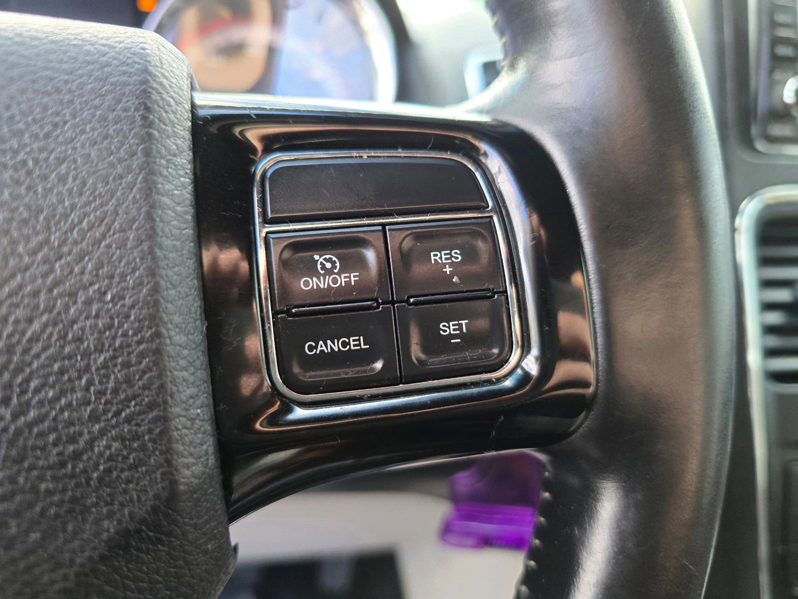 Used 2019 Dodge Grand Caravan SXT FWD image 19