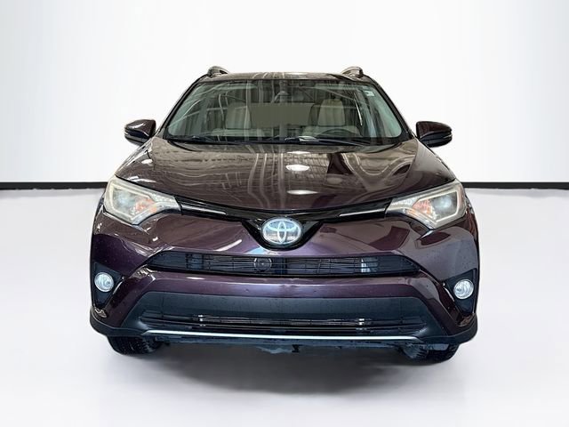 Used 2018 Toyota RAV4 XLE FWD image 4