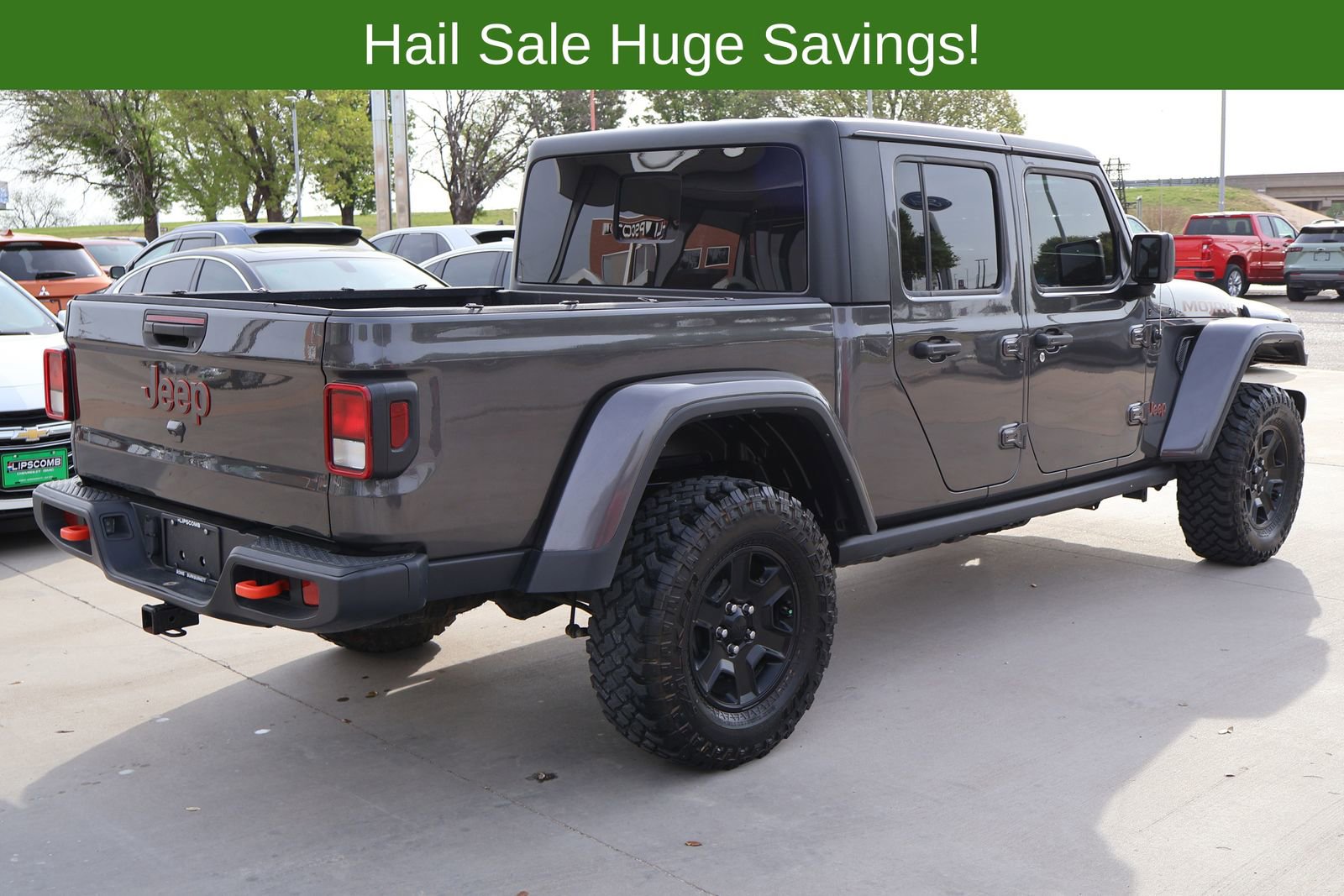 Used 2023 Jeep Gladiator Mojave AWD/4WD image 8