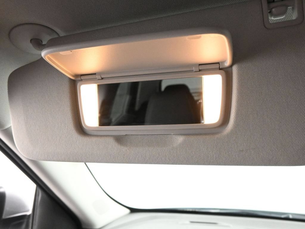 Used 2025 Chevrolet TrailBlazer LT w/ Convenience Package FWD image 26