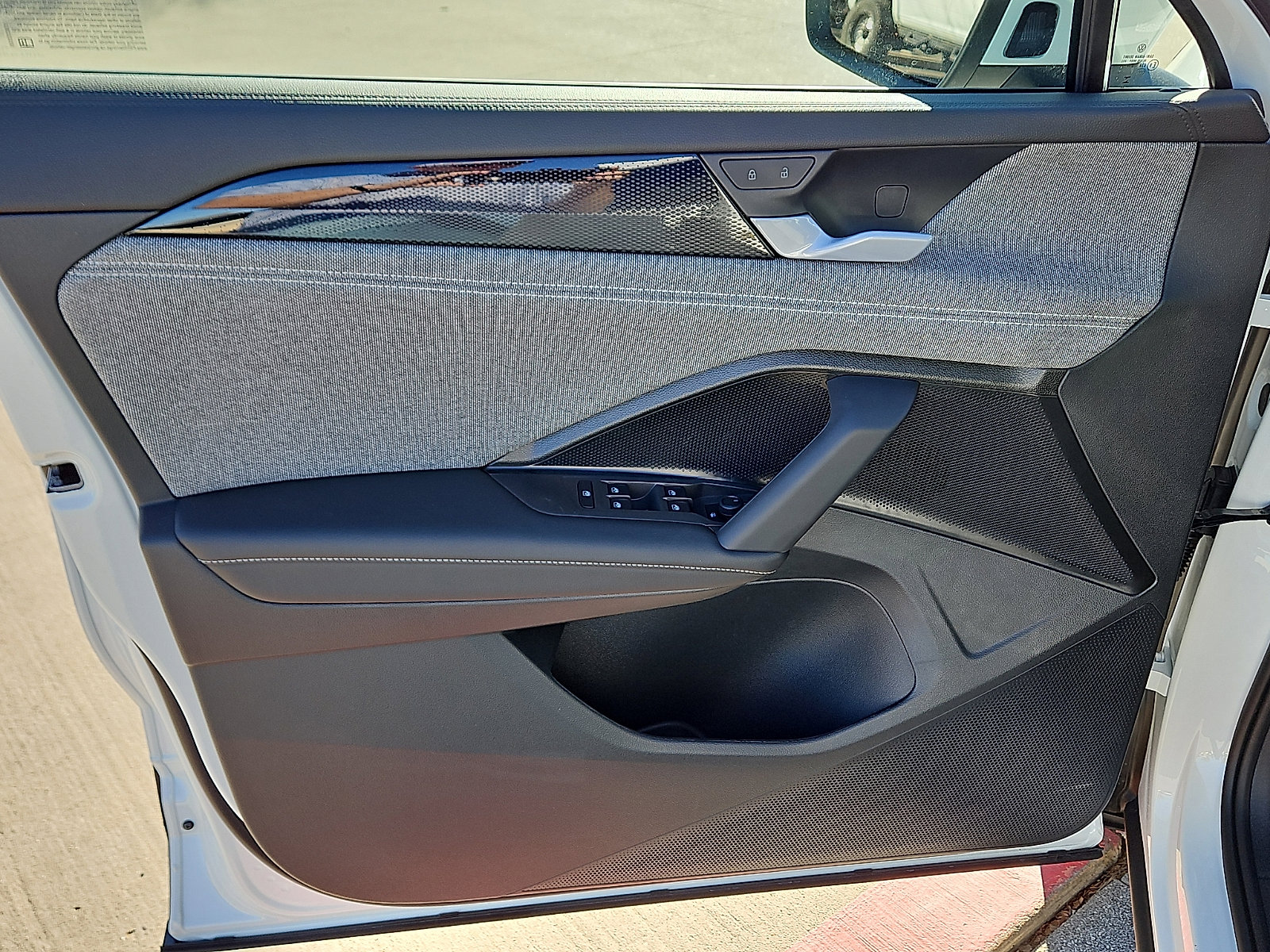 New 2026 Volkswagen Tiguan S image 12