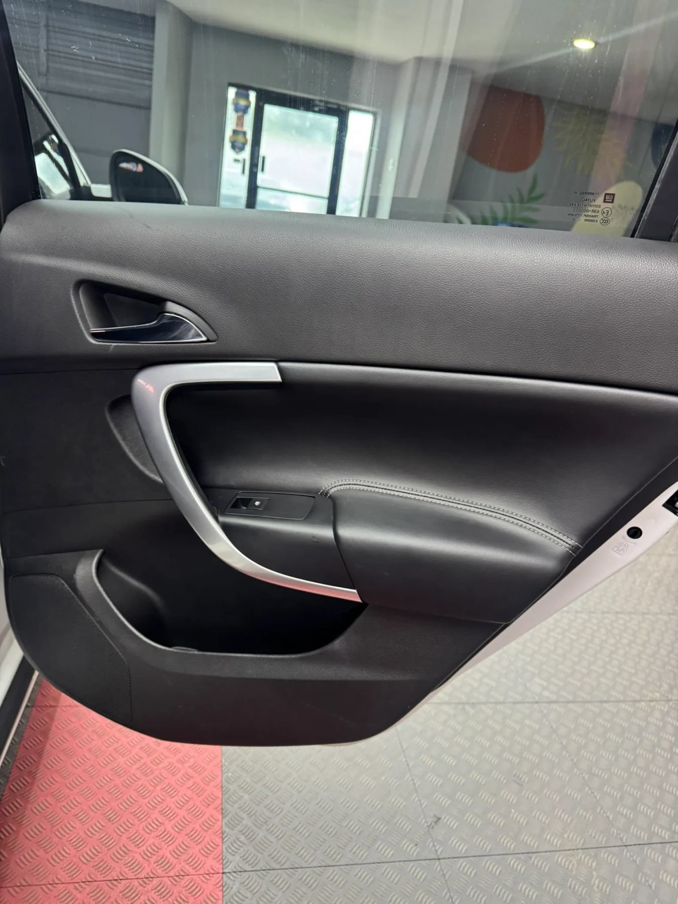 Used 2017 Buick Regal Sport Touring FWD image 24