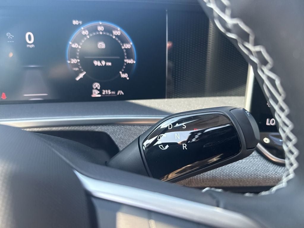New 2025 Volkswagen Tiguan S AWD/4WD image 27