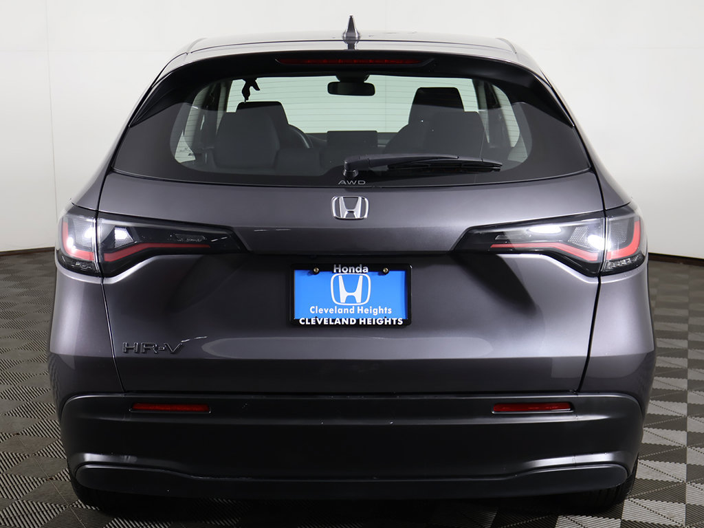 Used 2024 Honda HR-V LX image 9